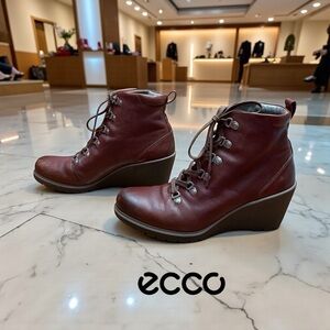 NEW, ECCO Adora Leather Wedge Ankle Boots, Size 39, Brown